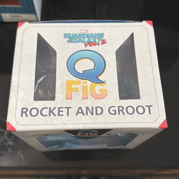 NIB QFig 2016 Rocket & Groot Guardians of the Galaxy Vol 2 Vinyl Figure NRFB - Picture 5 of 6